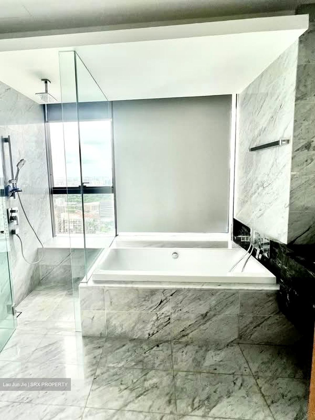 New Futura (D9), Condominium #558275211